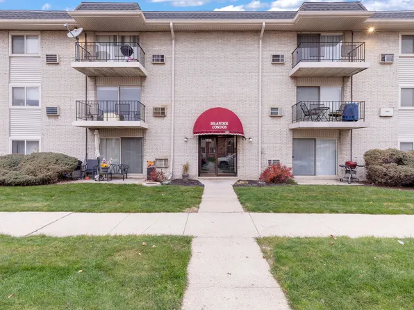 1850 Canal St APT 1B, Blue Island, IL 60406