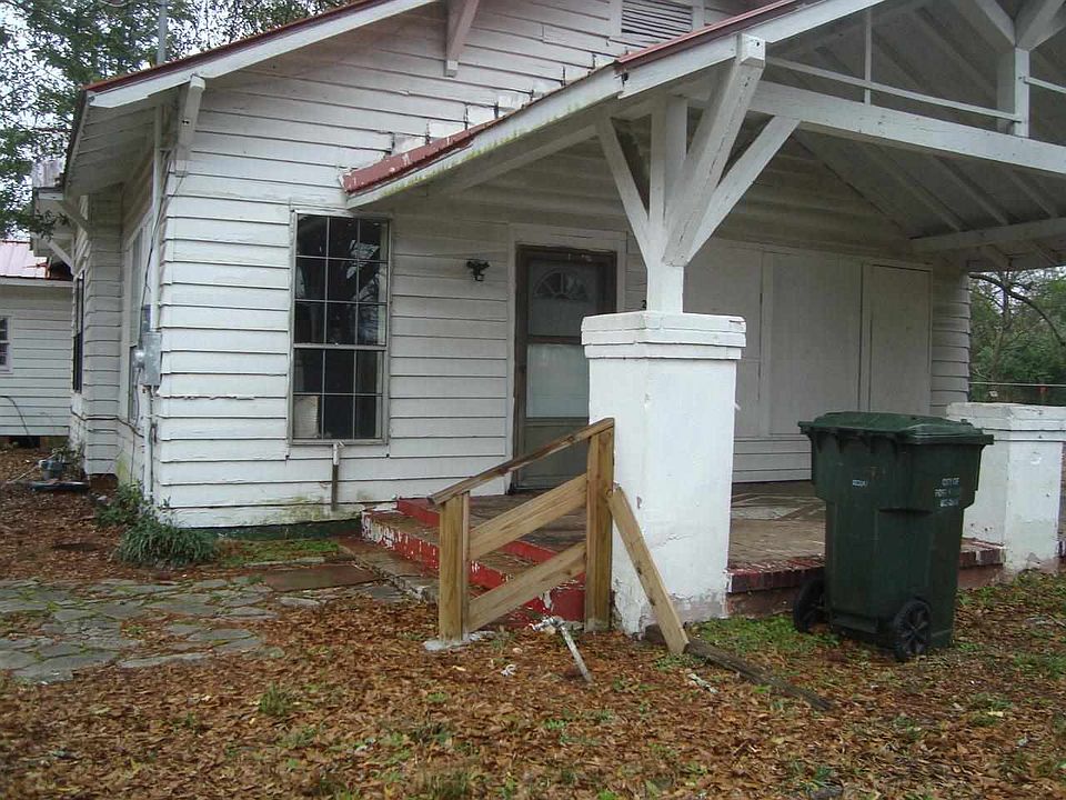 207 Carver Dr, Fort Valley, GA 31030 Zillow