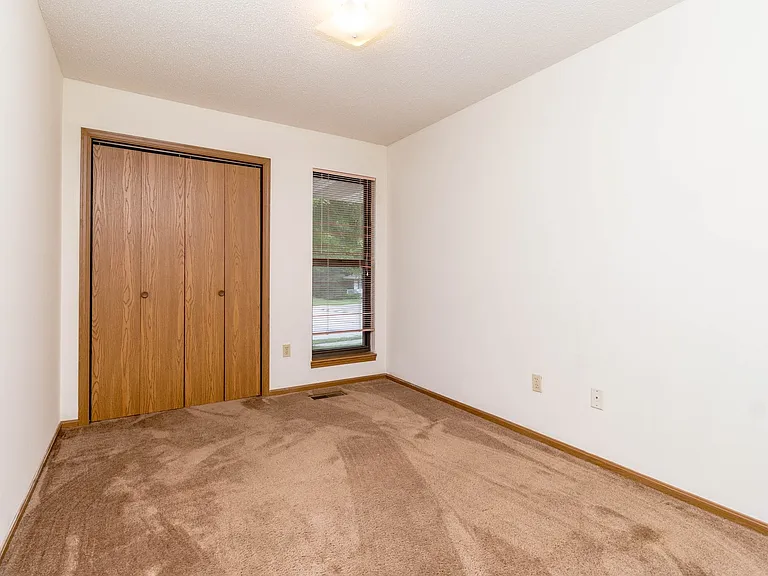 1616-1618 Handley Pl — Photo 10