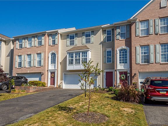 2nd image of 6341 Oyster Bay Ct