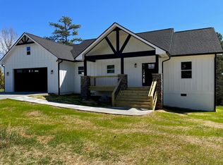 88 Longview Dr E, Blairsville, GA 30512