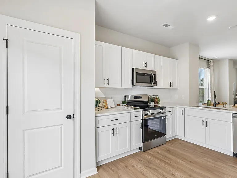 Mint and Mill Townhomes — Photo 43