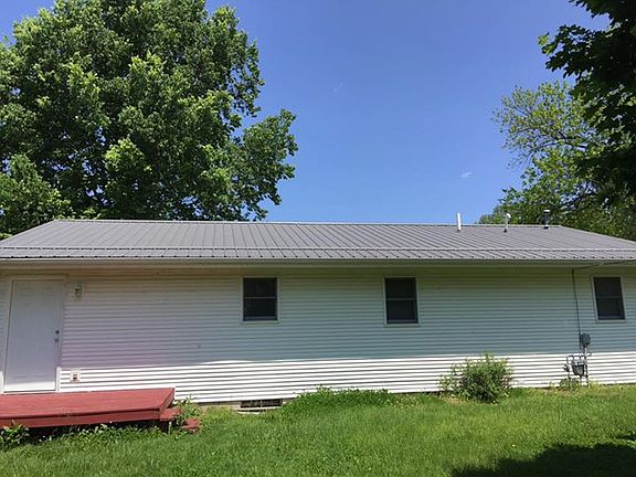 5th image of 904 W South 1st St