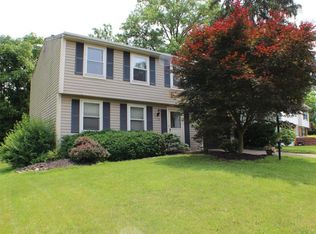 1053 Azure Ct, Cincinnati, OH 45230