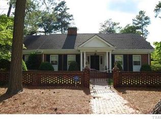 720 S 1st St, Smithfield, NC 27577
