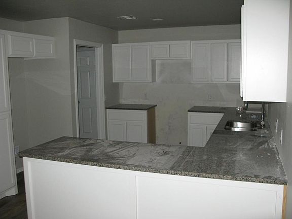 4th image of 11615 Surrey Villas Ct