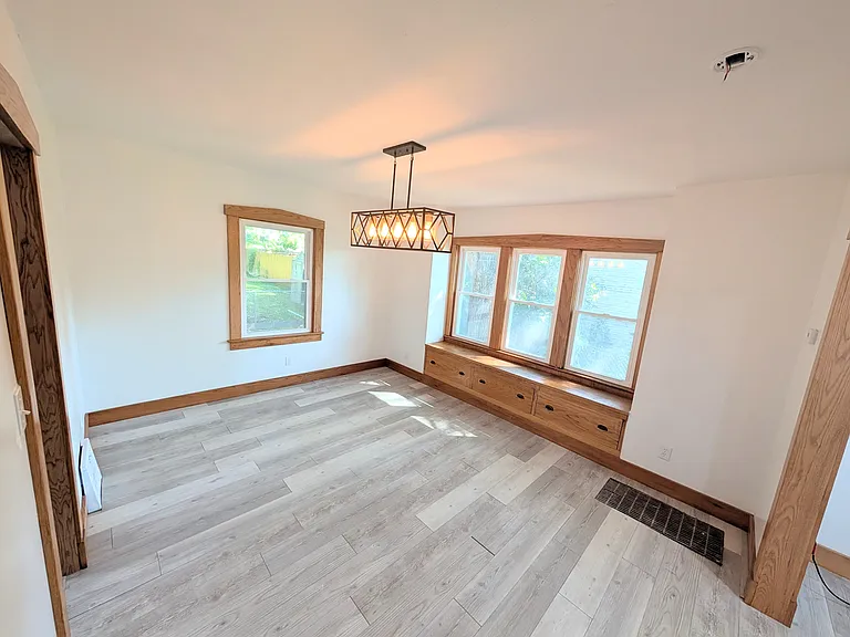2410 W 42nd Ave — Photo 9