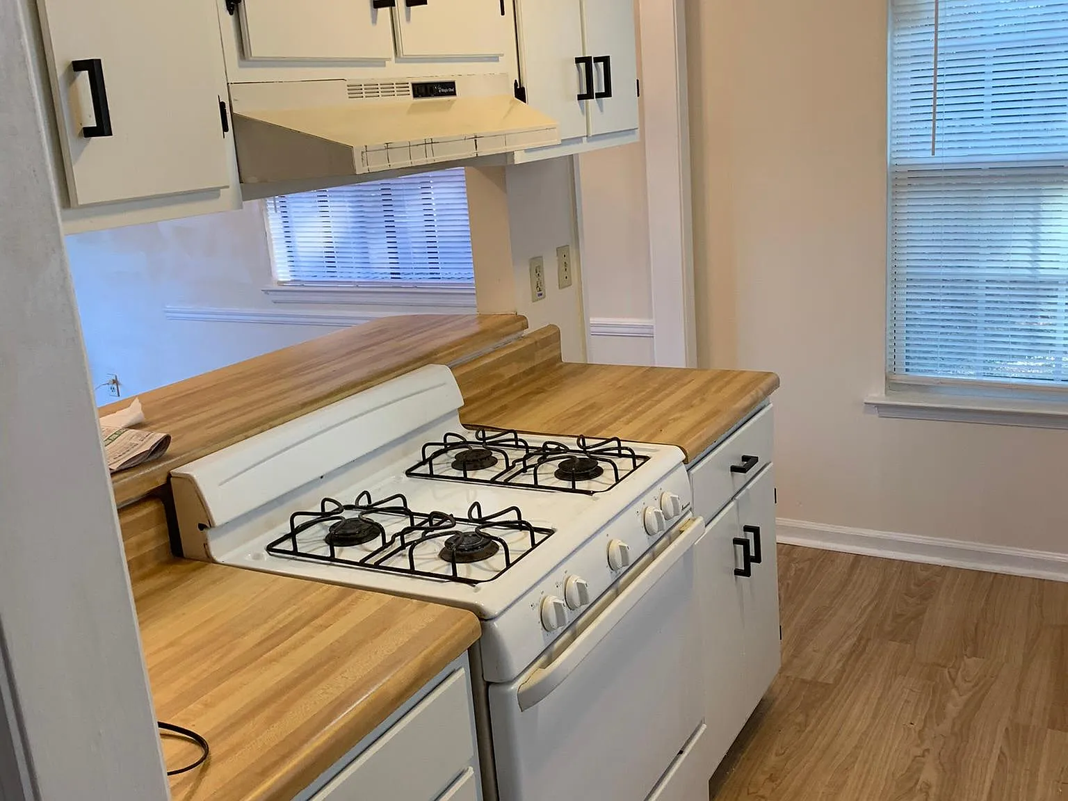 3 bed, 1364 sqft, $1,945 — Photo 4