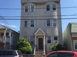 19 W 14th St APT 4, Bayonne, NJ 07002