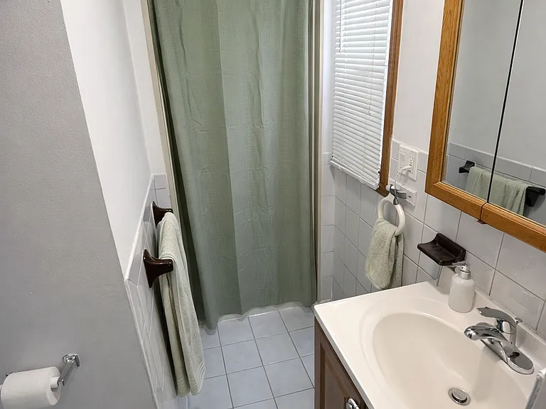 589 Somerville Ave #A — Photo 7