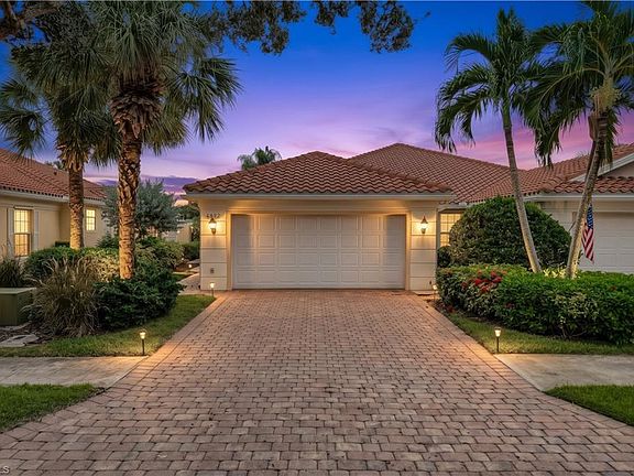 2nd image of 4892 Lasqueti WAY