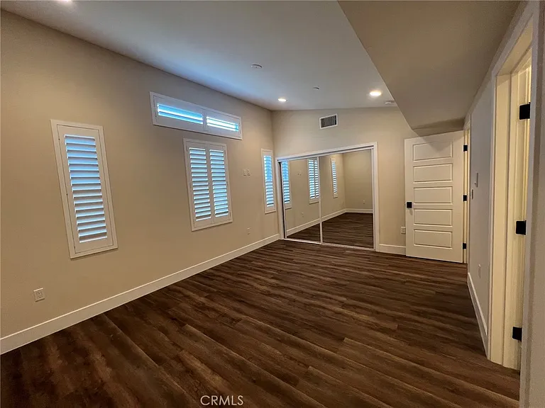 13804 Cordary Ave — Photo 39