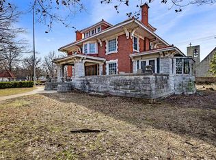 209 S Highland Ave, Chanute, KS 66720