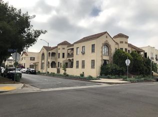 464 N Curson Ave, Los Angeles, CA 90036
