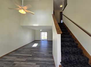537 Spring Ave, Liberty, MO 64068