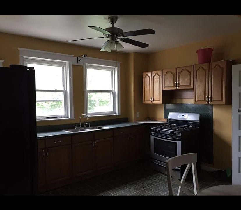 1st image of 2236 Yelland St