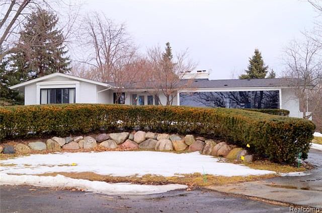 1st image of 1802 Long Pointe Dr