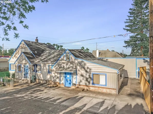8935 SE Stanley Pl, Portland, OR 97206