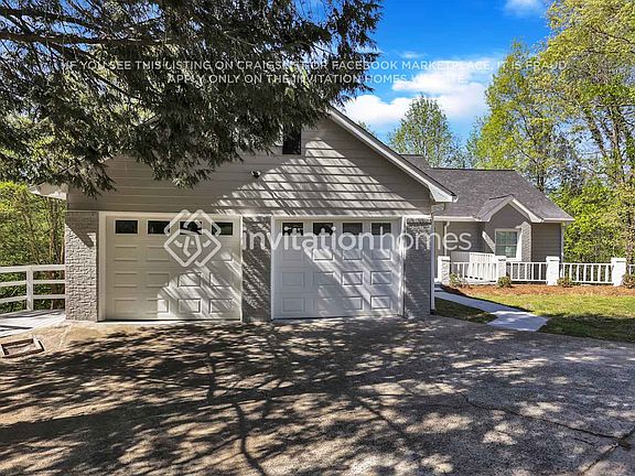 3rd image of 1350 Willowbrook Dr SW