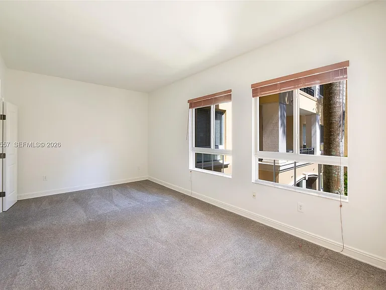 16101 Emerald Estates Dr #250 — Photo 32