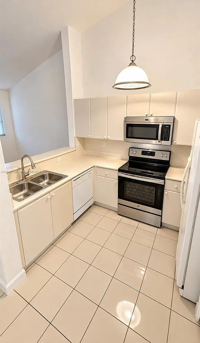 Shoma Condo At Keys Cove — Photo 1