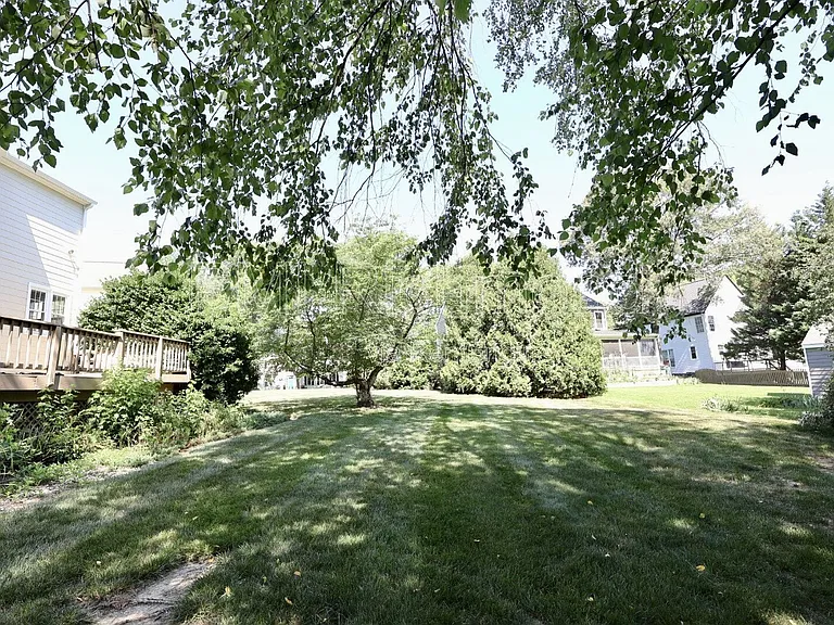 6004 Manor Park Ter — Photo 42