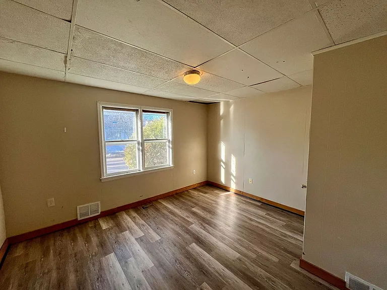 626 N Stevens St — Photo 10