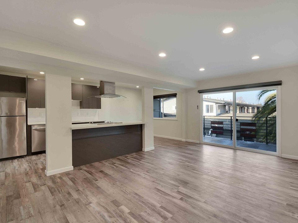Living room / kitchen