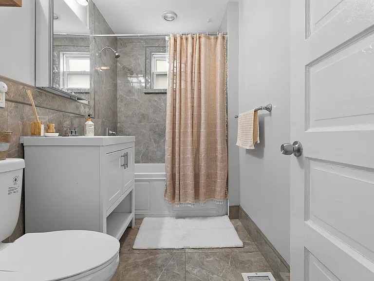 22 Buttonwood St #1 — Photo 14