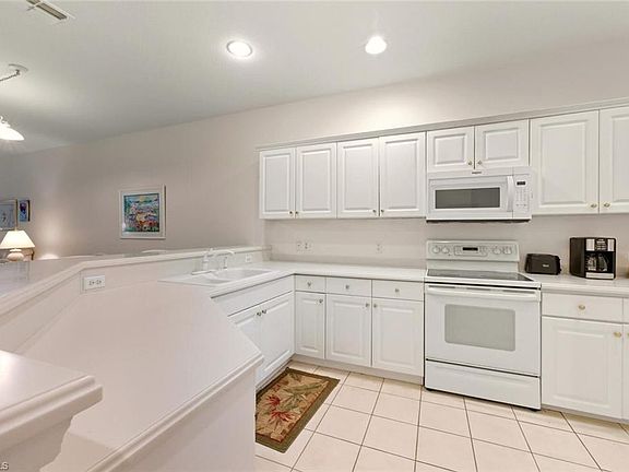 3rd image of 4843 Hampshire CT #106