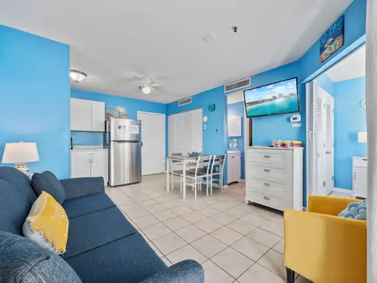 5907 S Kings Hwy #2105 — Photo 4