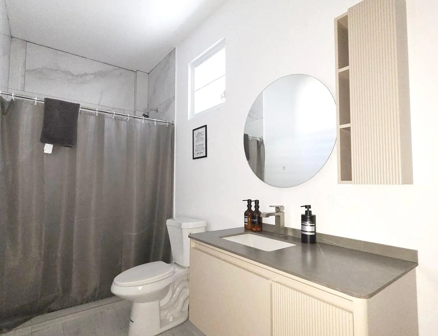 1 bed, 1.0 bath, 218 sqft, $1,200 — Photo 4