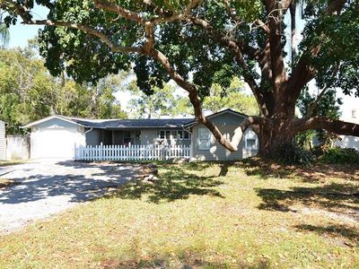 2111 51st Blvd E, Bradenton, FL, 34208