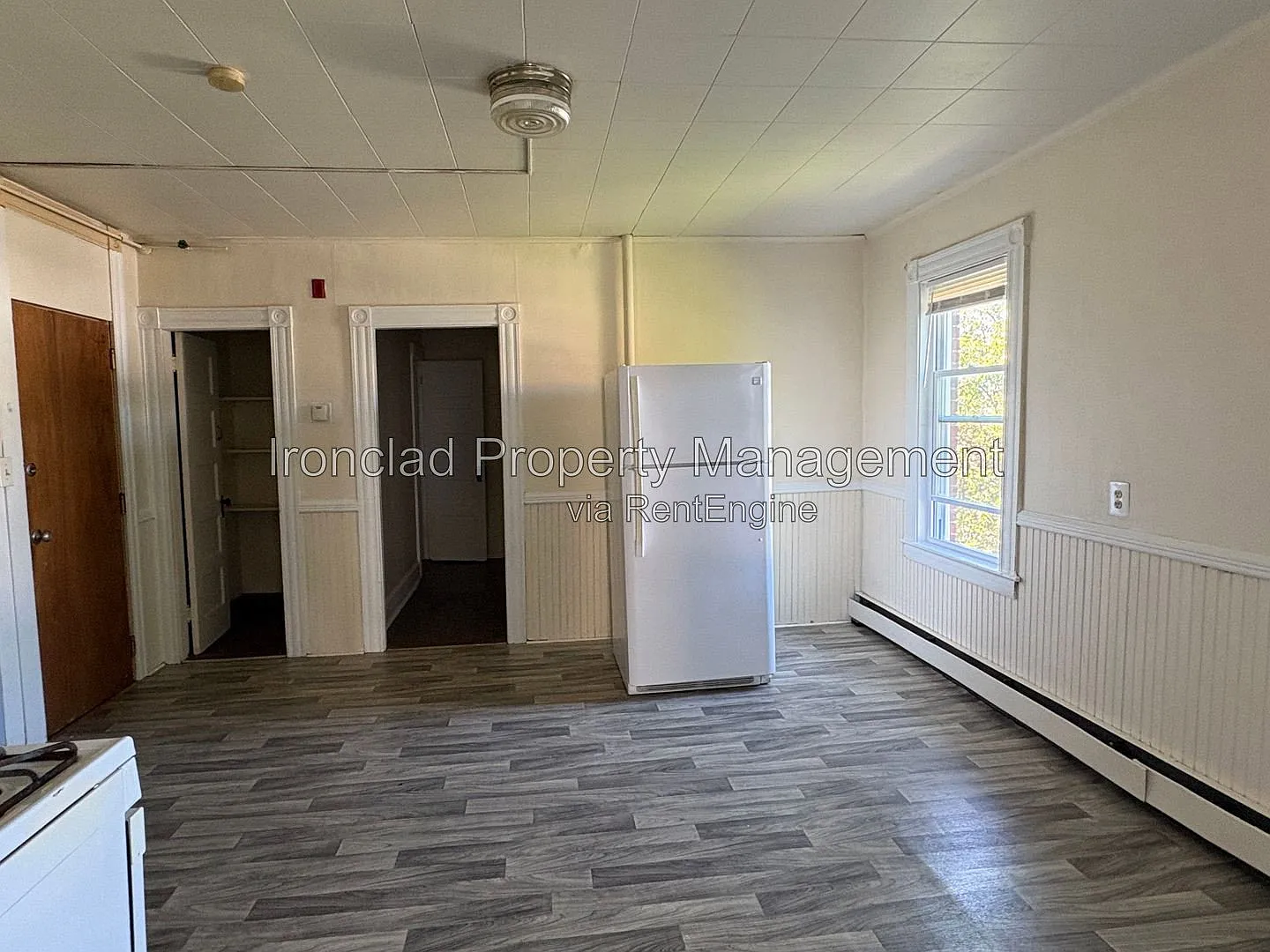 2 bed, 1.0 bath, $1,232 — Photo 4