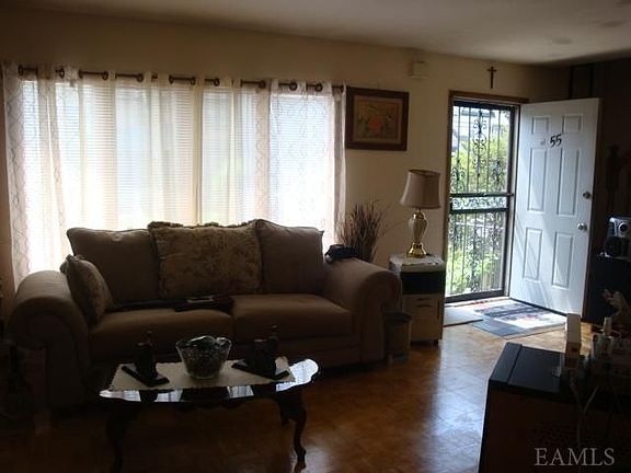 5th image of 55 Beechwood Ave