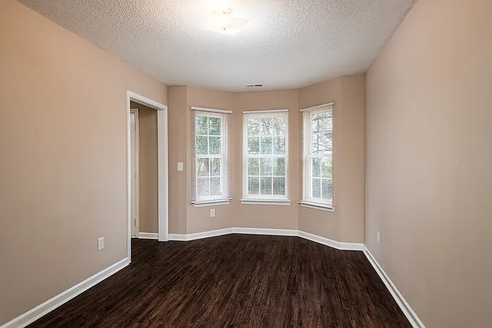 951 Grass Hollow Ct — Photo 34