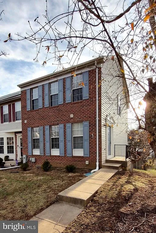 342 Honeylocust Ct photo 1