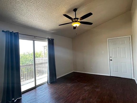 4th image of 6903 Deatonhill Dr APT 25