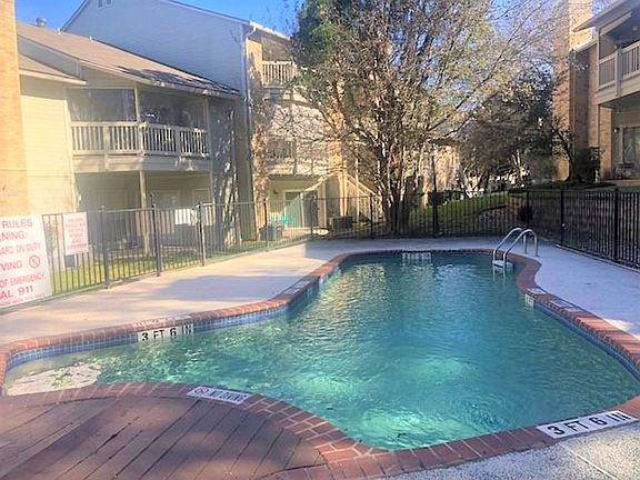 2nd image of 2450 Wickersham Ln #102