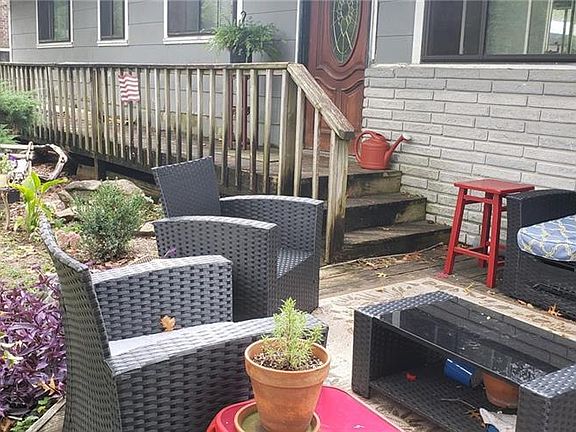 2nd image of 1506 W Pine St