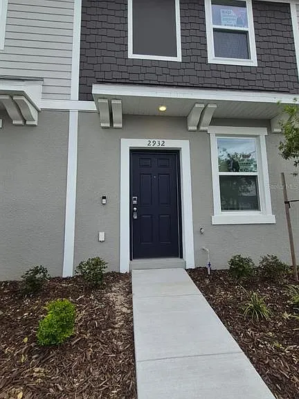 2932 Skyline Loop — Photo 1