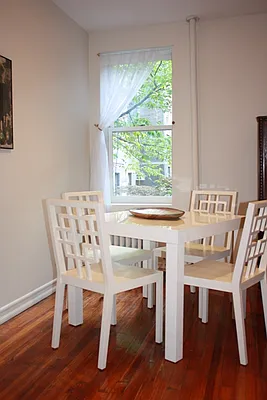 Rented by Ruth Goldman Real Estate | media 22