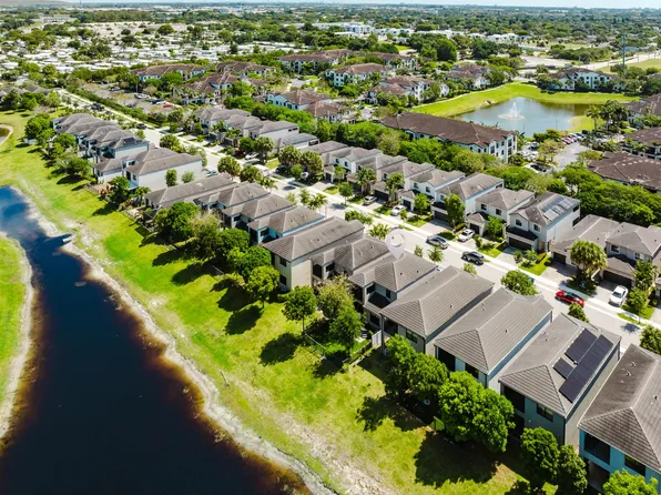 295 NW 33rd Lane, Pompano Beach, FL 33069