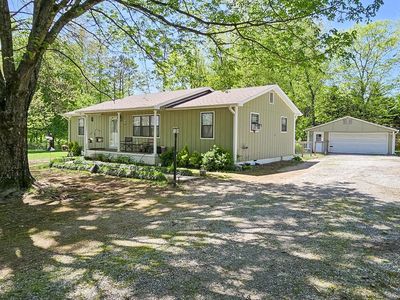 101 Holland Dr, Rogersville, AL, 35652