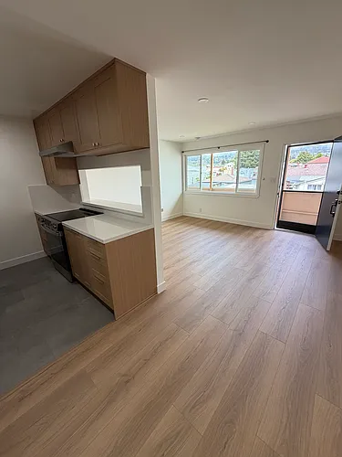 1145 Washington Ave #2 Photo 1