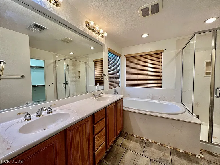 9884 Mount Madera St — Photo 21