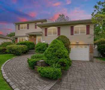 517 Nolting Ave, North Babylon, NY, 11703