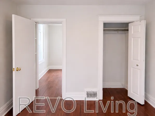 49 Berryman Ave #Ave4, Saint Catharines, ON L2R 3W8