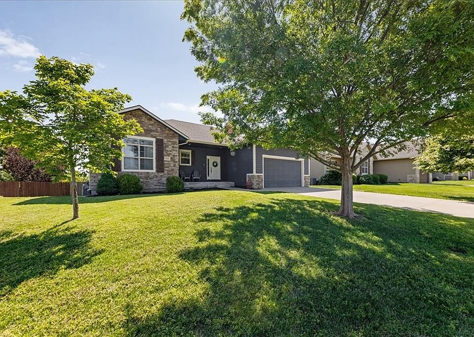 1st image of 622 N Wren Dr
