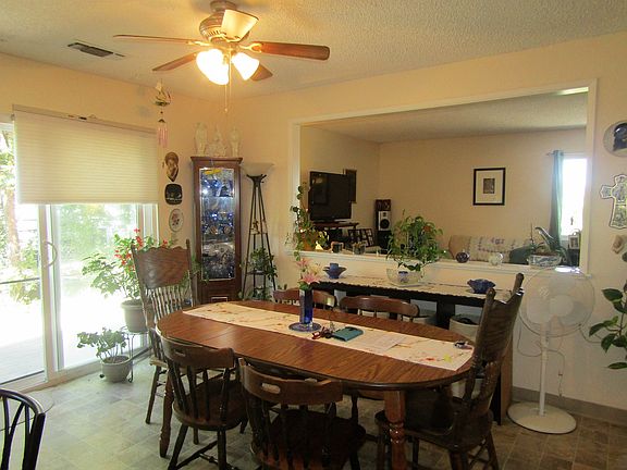 4th image of 304 Woodridge Ct